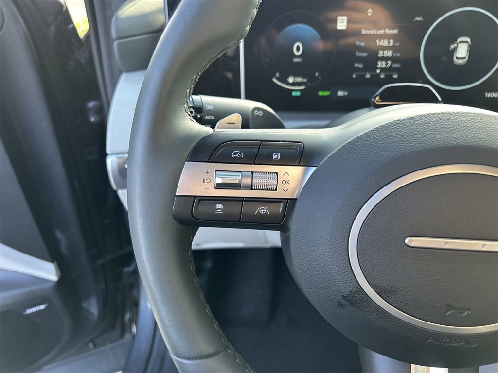 Used 2025 Hyundai Tucson Limited image 28