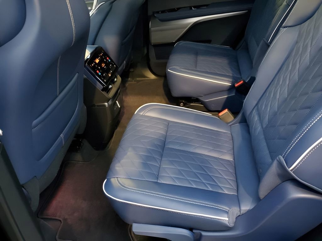 New 2026 Cadillac Vistiq Premium Luxury image 21