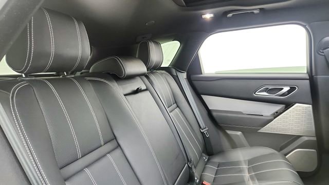 Used 2021 Land Rover Range Rover Velar R-Dynamic S image 26