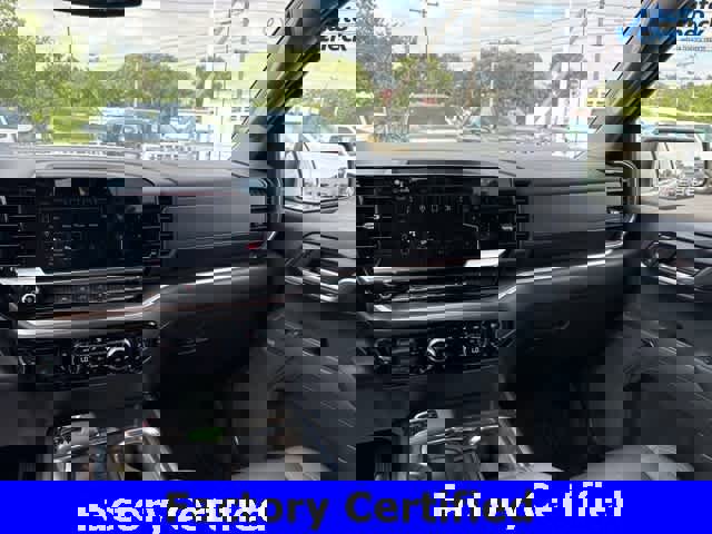 Certified 2022 GMC Sierra 1500 SLT w/ SLT Premium Package image 15