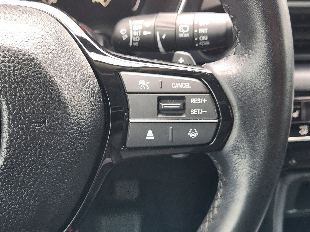 Used 2024 Honda Pilot Touring image 31