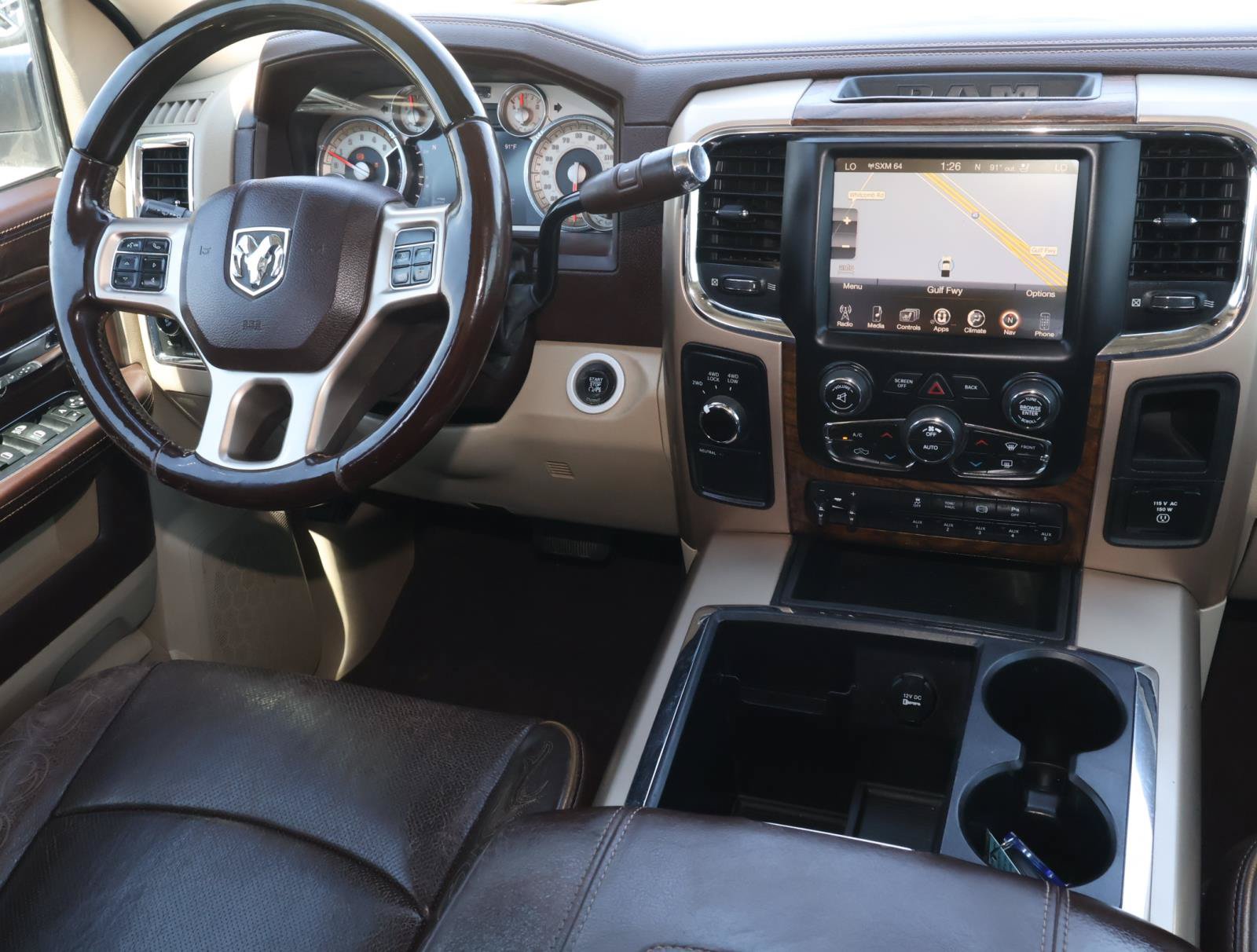 Used 2015 RAM 2500 Longhorn w/ Convenience Group AWD/4WD image 10