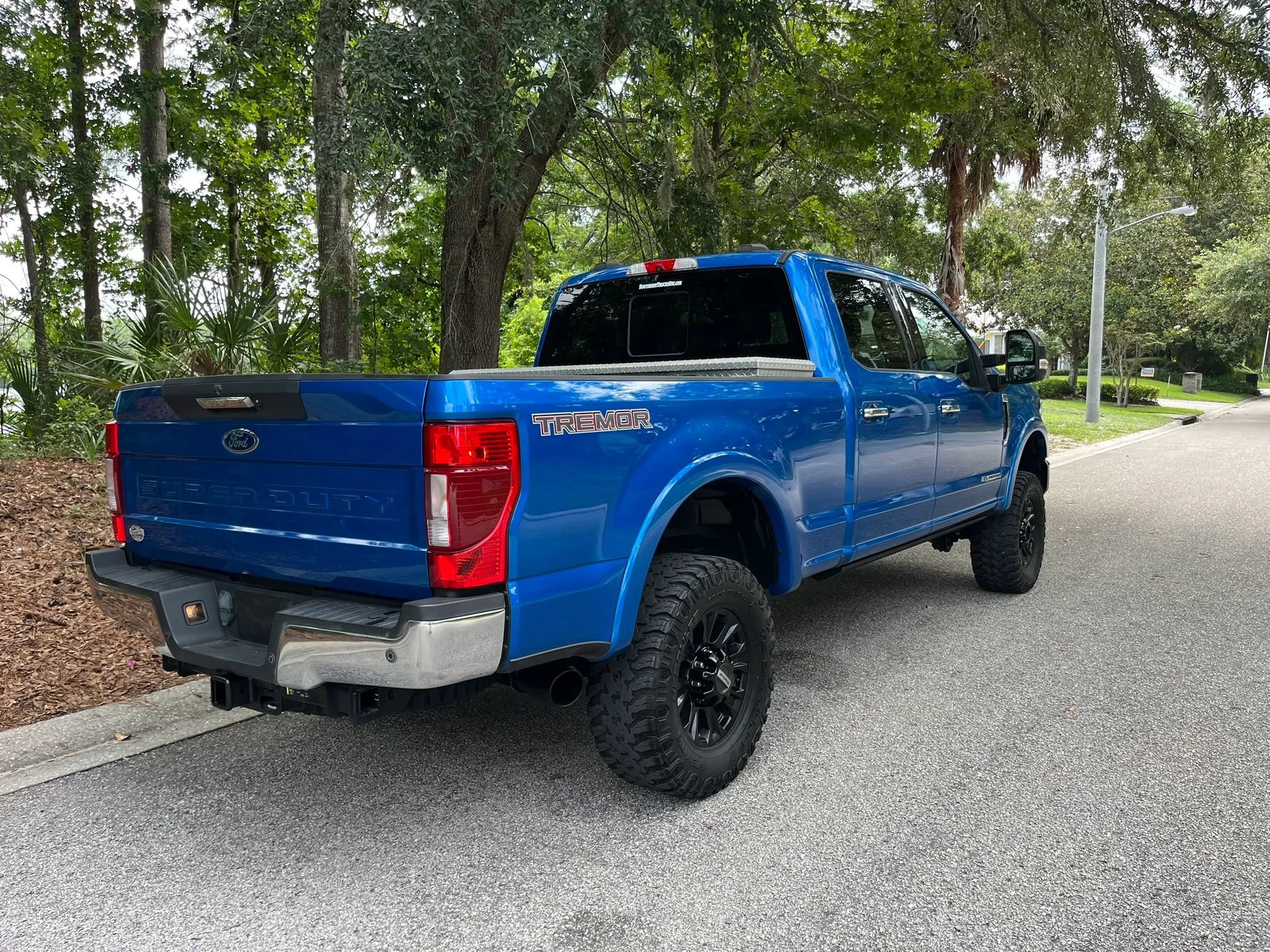 Used 2021 Ford F250 Lariat w/ Tremor Off-Road Package AWD/4WD image 5
