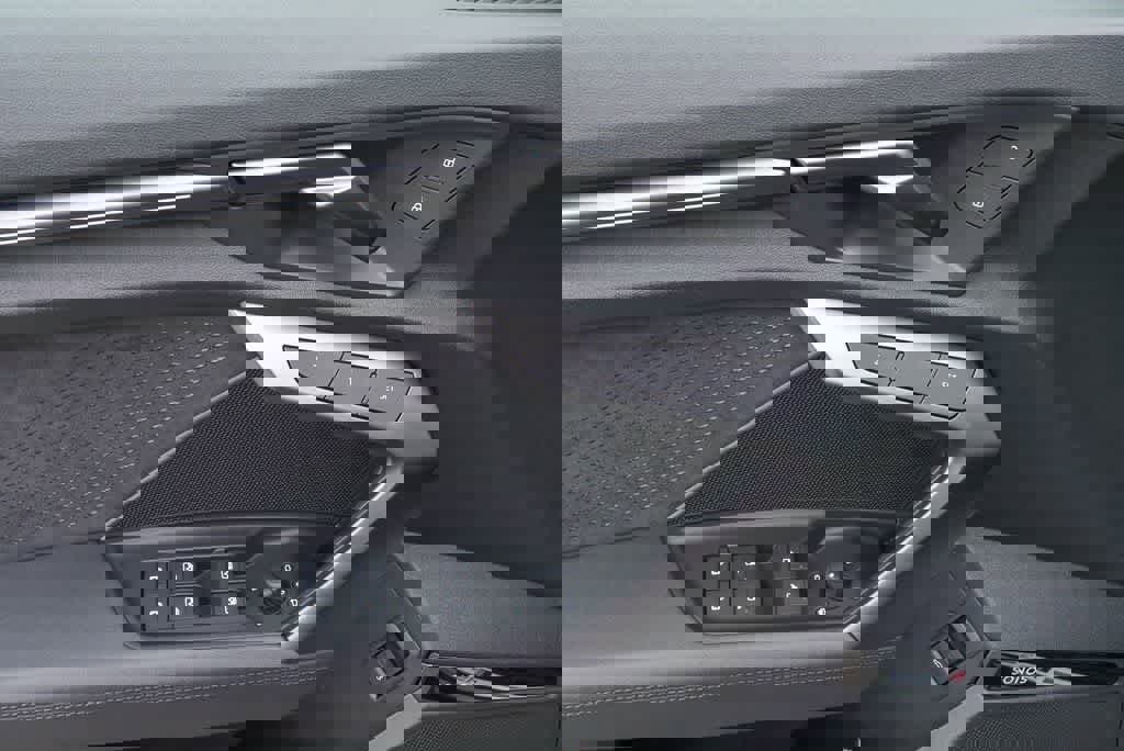 New 2026 Audi RS 3 AWD/4WD image 19