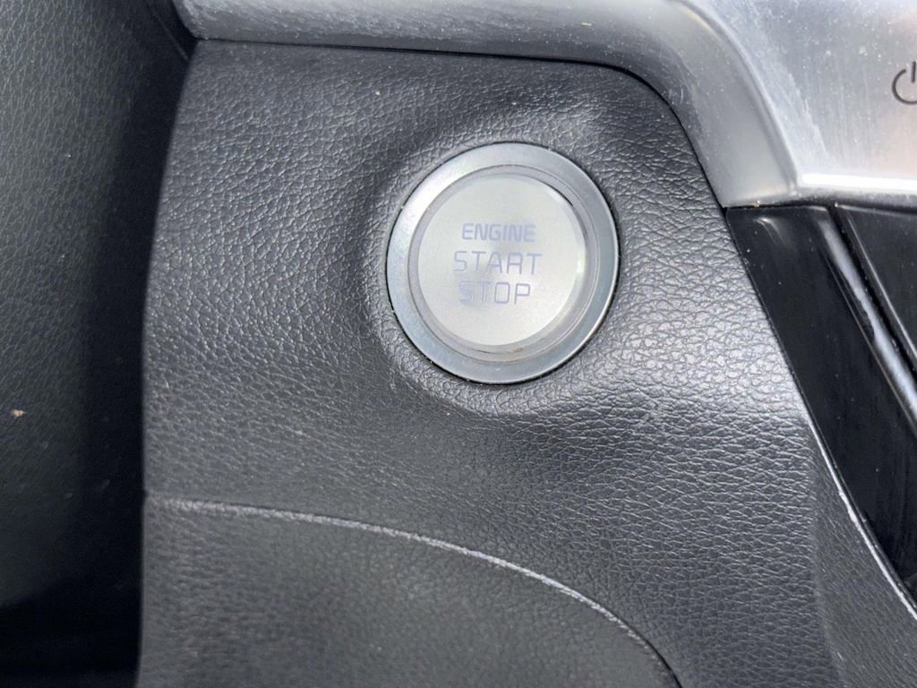 Used 2022 Kia Telluride S image 26