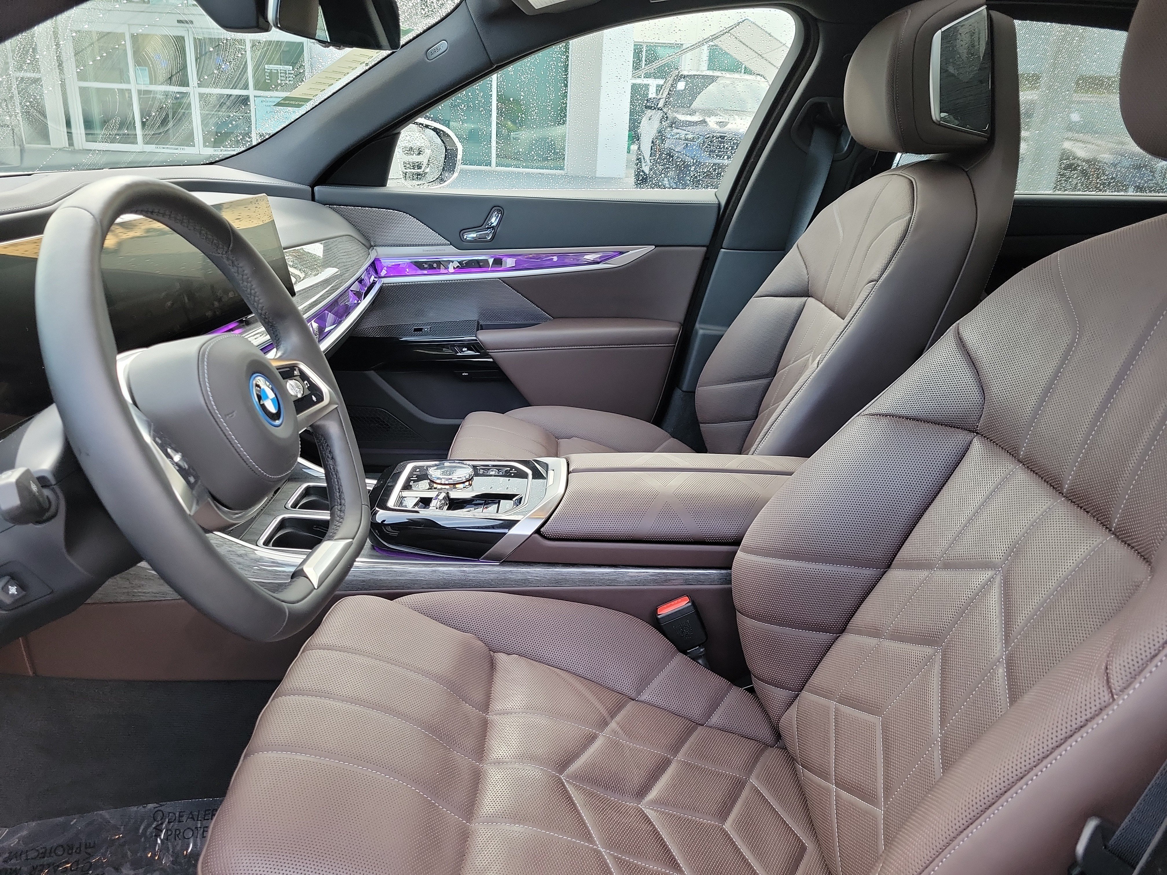 Certified 2023 BMW i7 xDrive60 AWD/4WD image 12