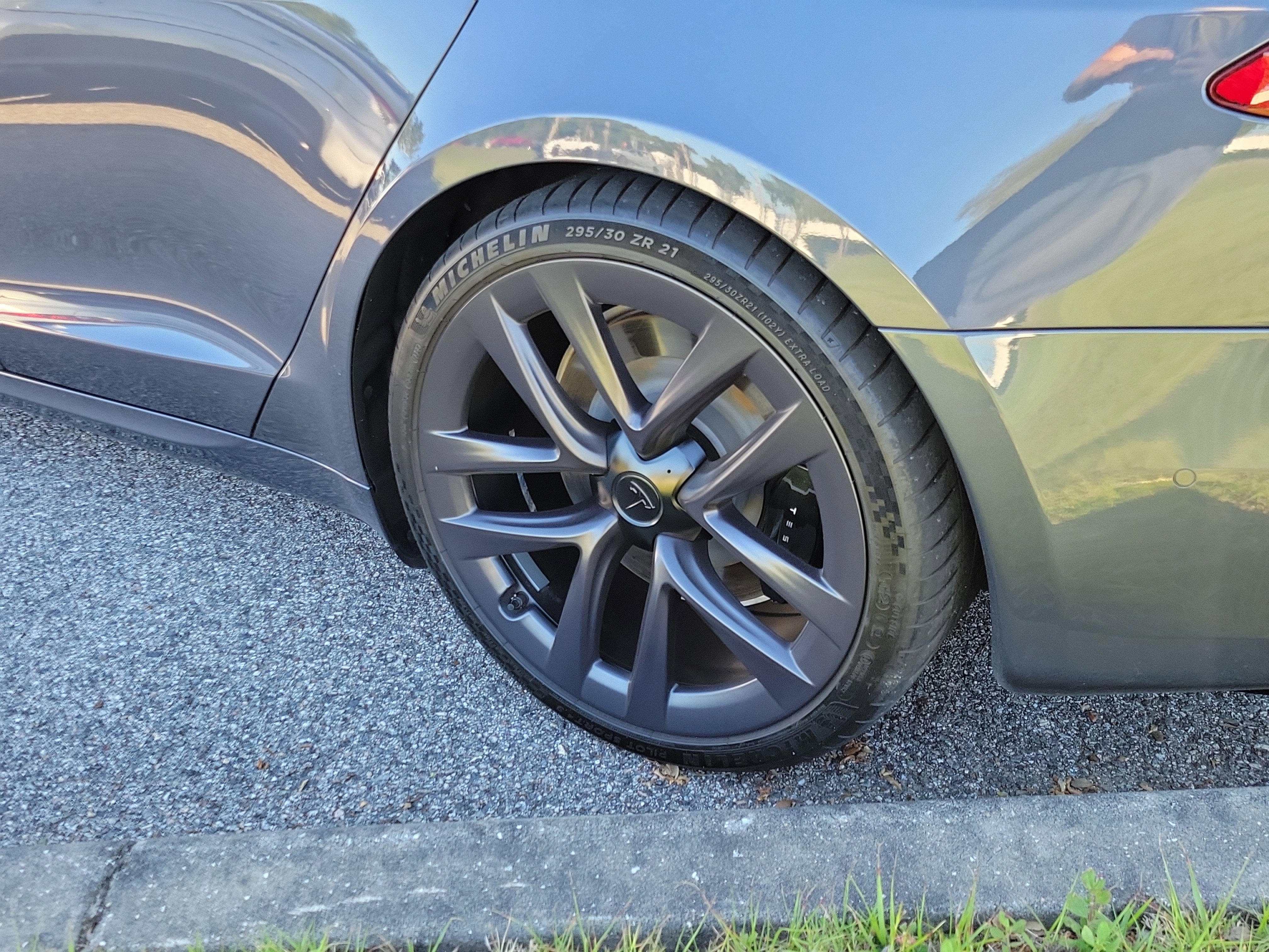 Used 2022 Tesla Model S image 21