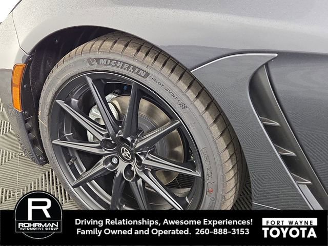 New 2025 Toyota GR86 Premium image 10