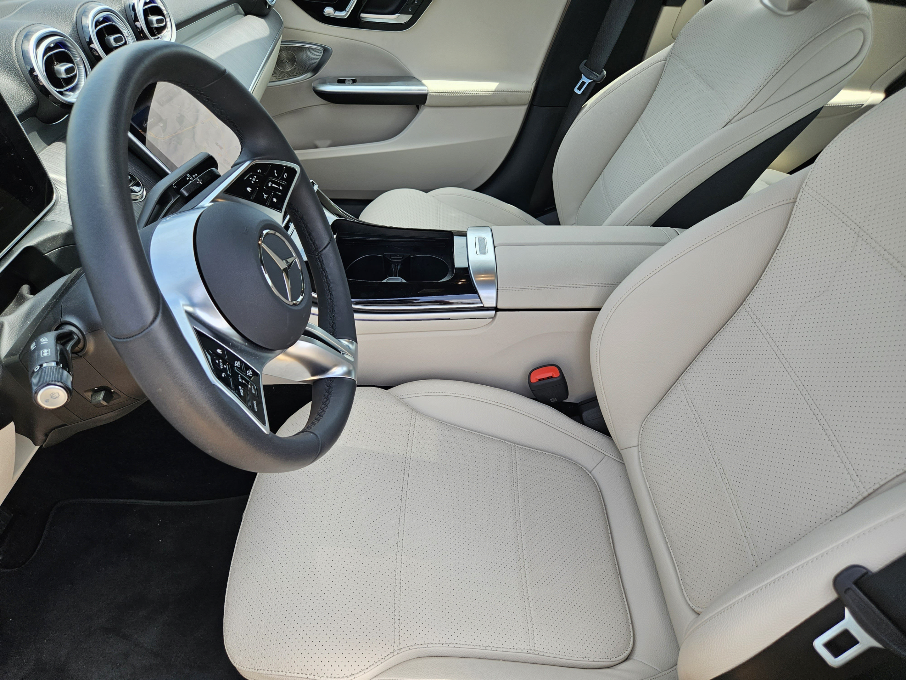 Certified 2026 Mercedes-Benz C 300 Sedan image 5