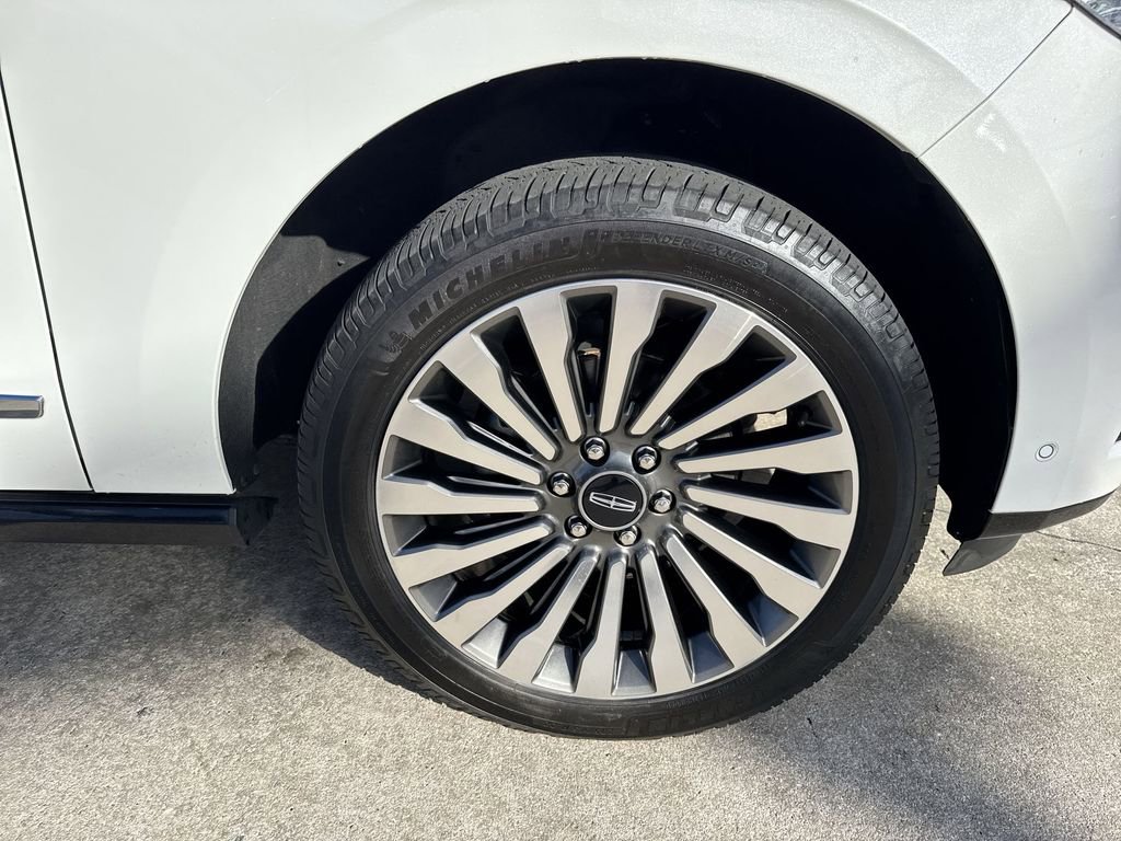Used 2020 Lincoln Navigator L Reserve w/ Luxury Package AWD/4WD image 60