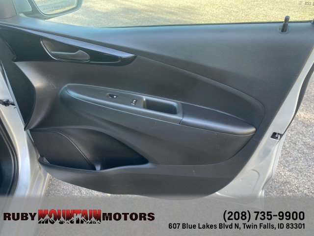 Used 2021 Chevrolet Spark LT FWD image 30