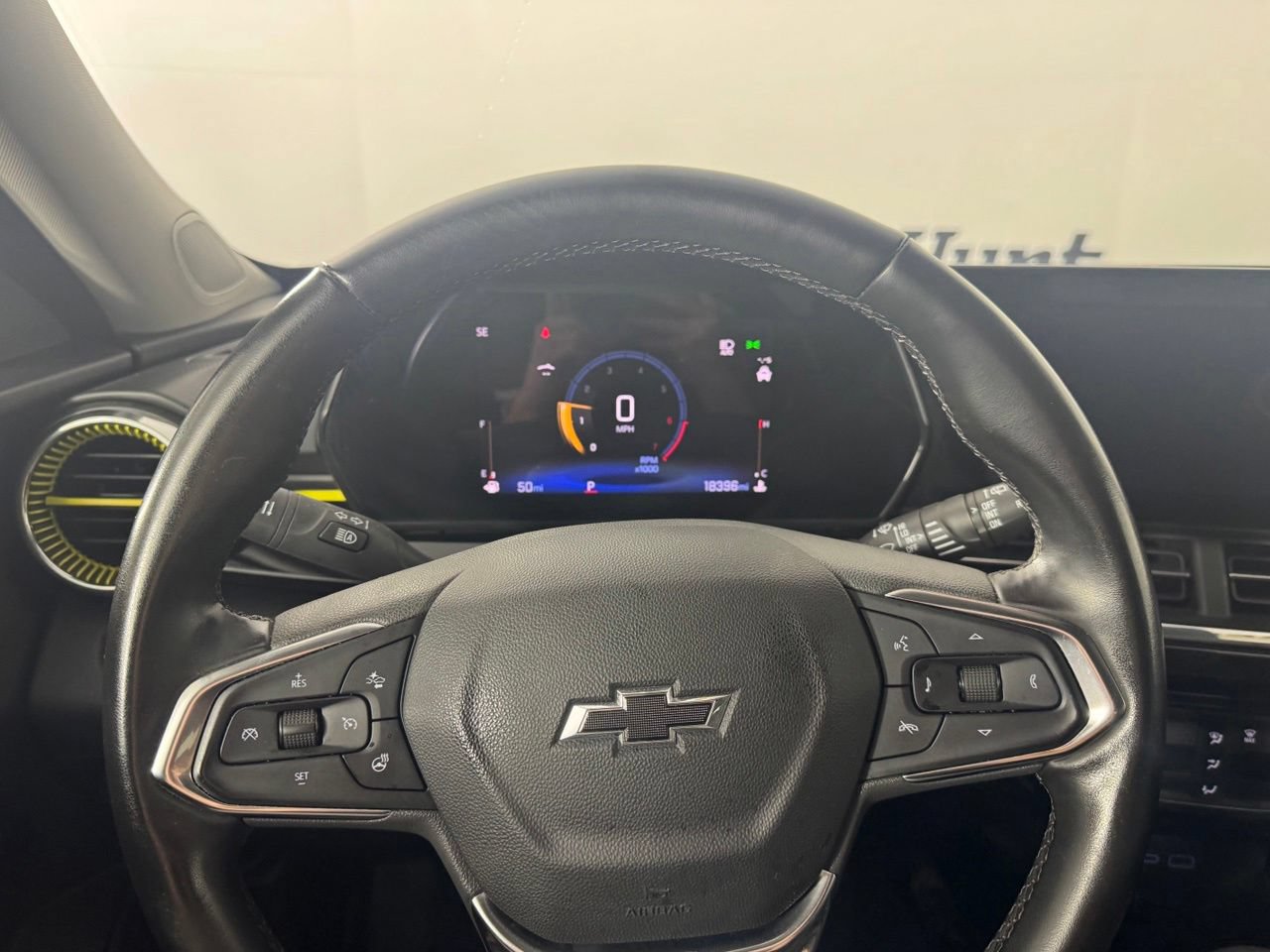 Used 2025 Chevrolet Trax ACTIV w/ Sunroof Package FWD image 17