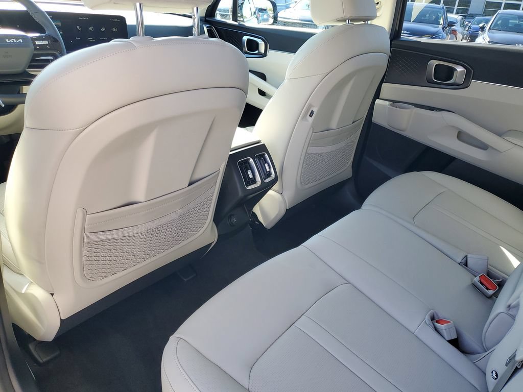 New 2026 Kia Sorento S w/ S Panoramic Sunroof Package FWD image 22
