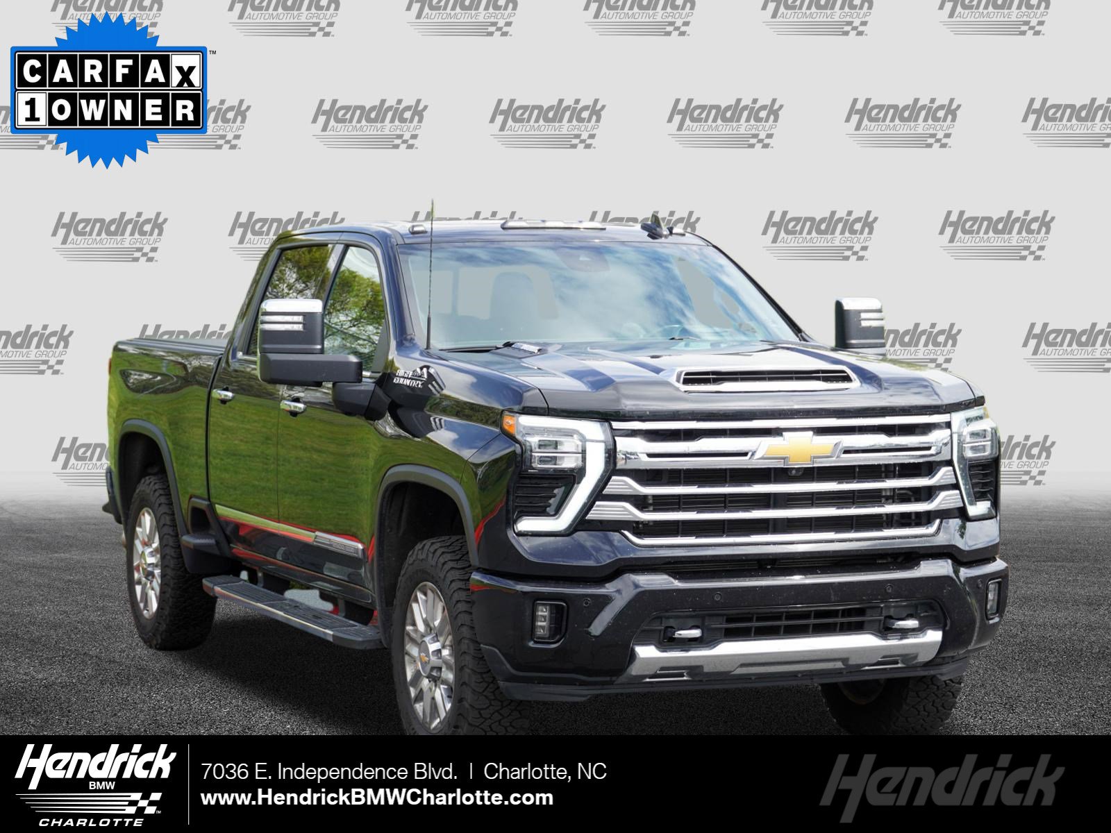 Used 2024 Chevrolet Silverado 2500 High Country w/ Technology Package AWD/4WD image 1
