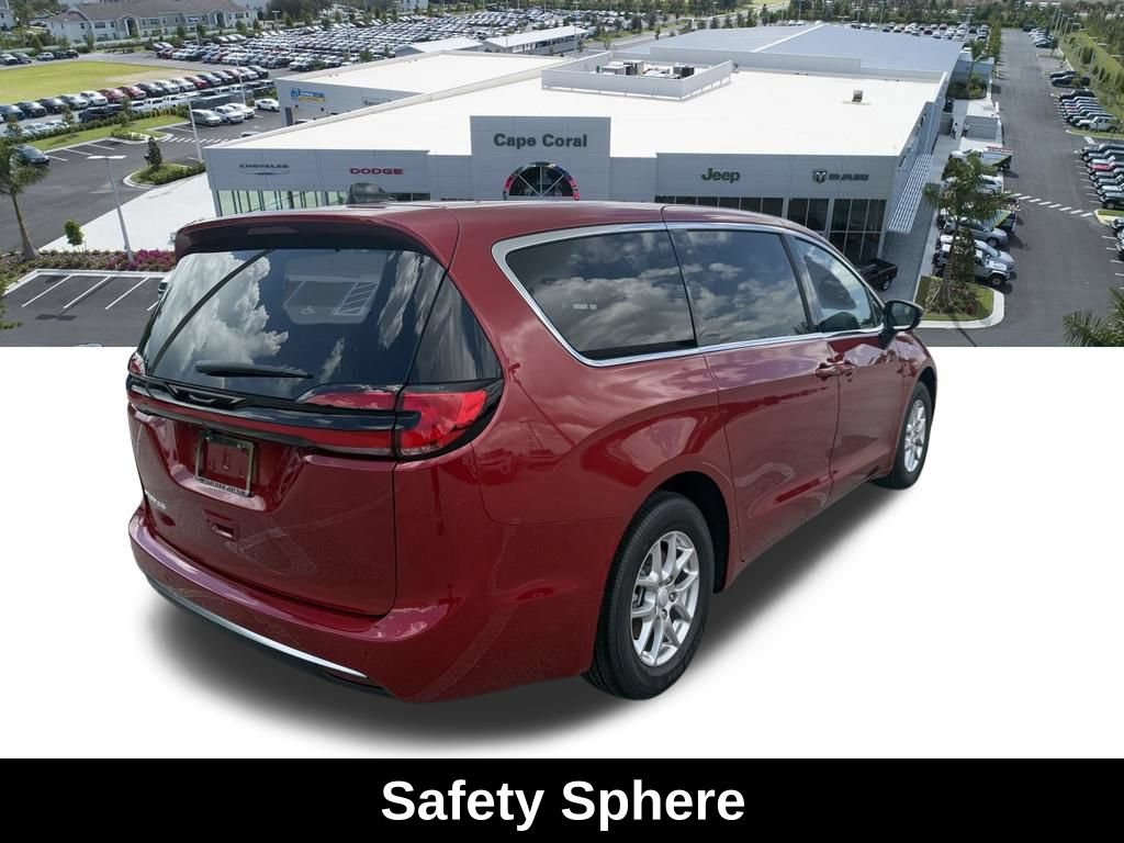 New 2027 Chrysler Pacifica Select w/ Family Tech Group FWD image 4
