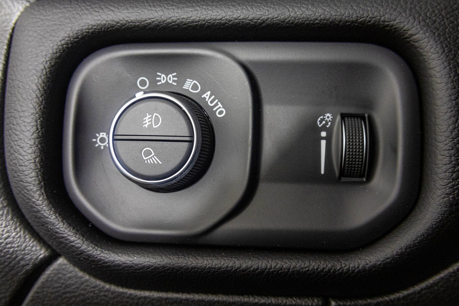 New 2025 RAM 2500 Big Horn image 32