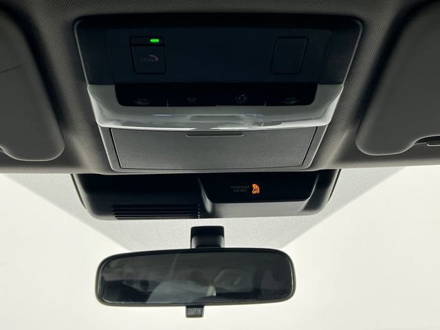 Used 2024 Mitsubishi Outlander SE image 27