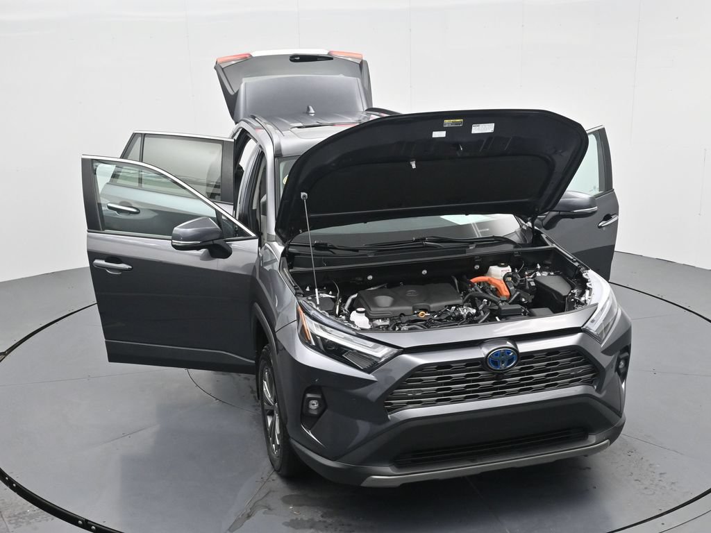 Used 2024 Toyota RAV4 Limited w/ Advanced Technology Package AWD/4WD image 38