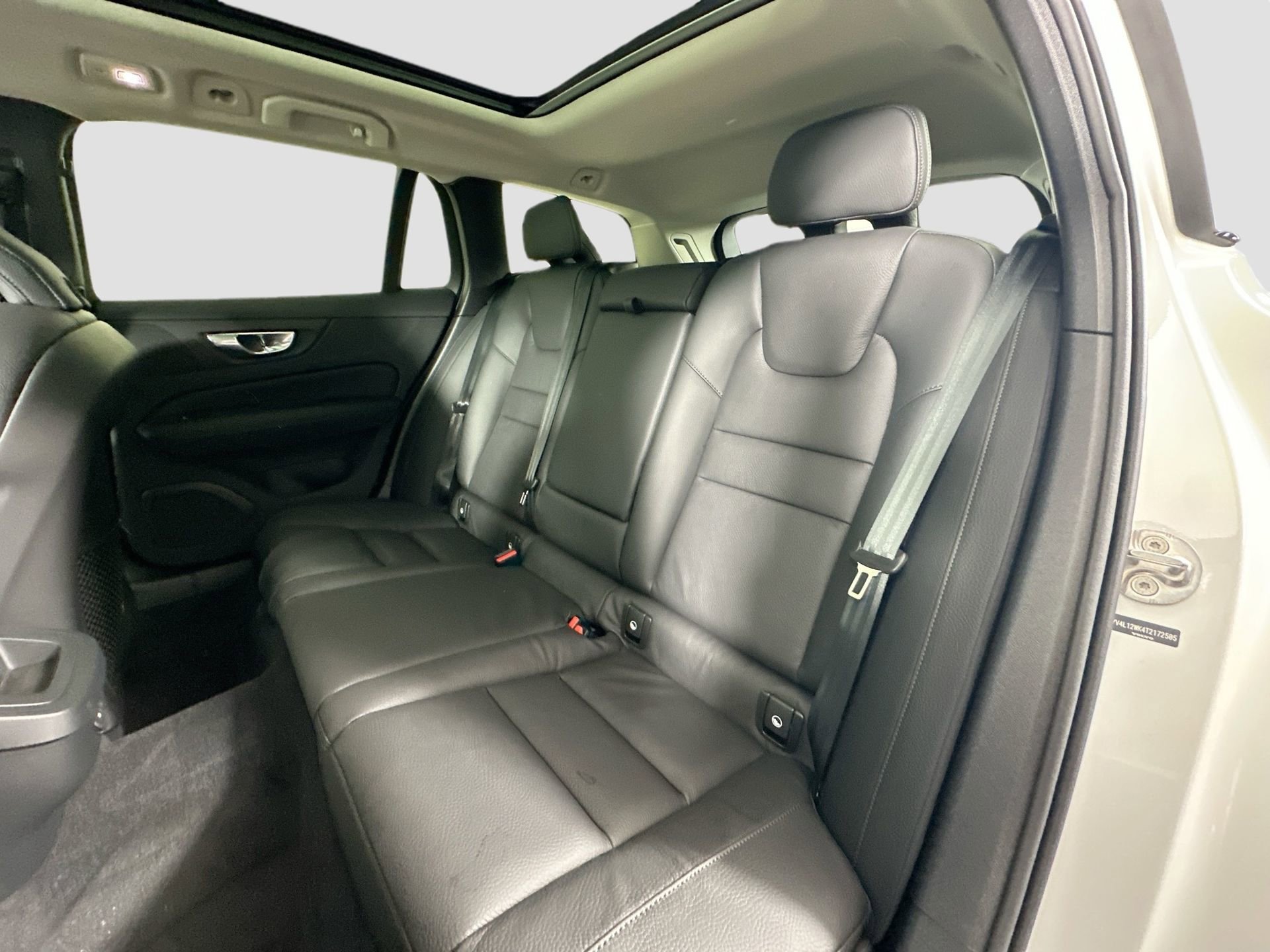 New 2026 Volvo V60 B5 Cross Country Plus w/ Protection Package Premier image 24