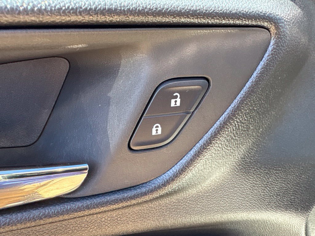 Certified 2026 Chevrolet Trax RS FWD image 14