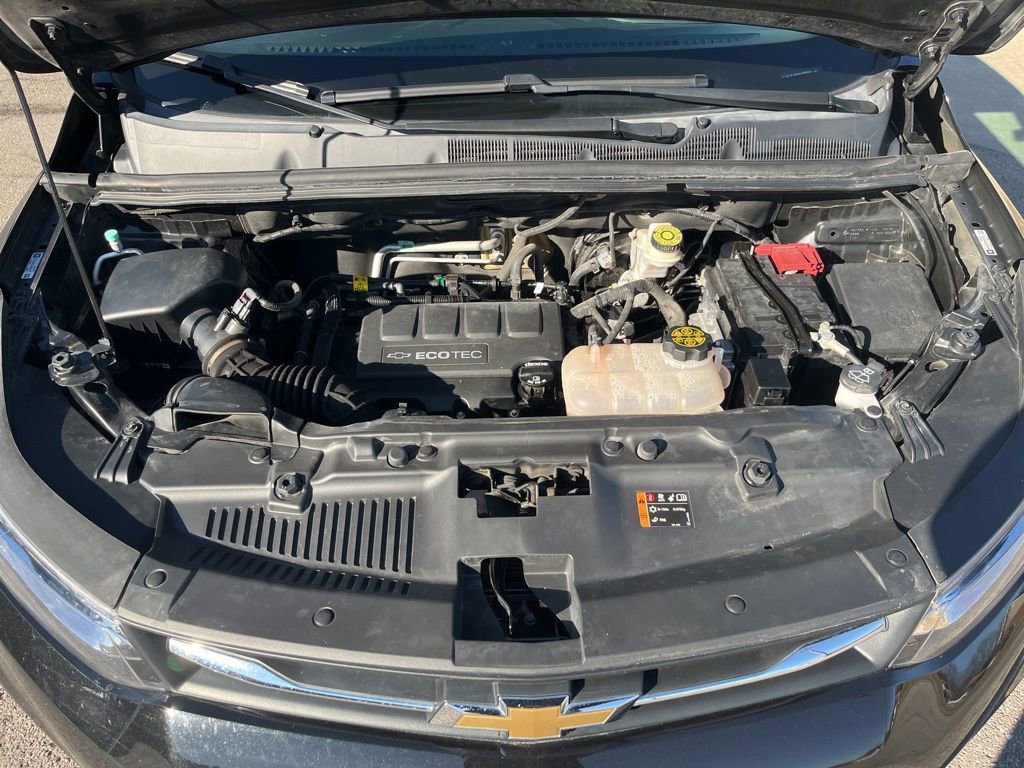 Used 2020 Chevrolet Trax LS w/ Tint and Cruise Package image 9