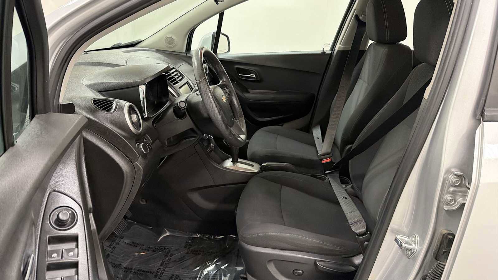 Used 2016 Chevrolet Trax LS w/ LPO, Protection Package image 13