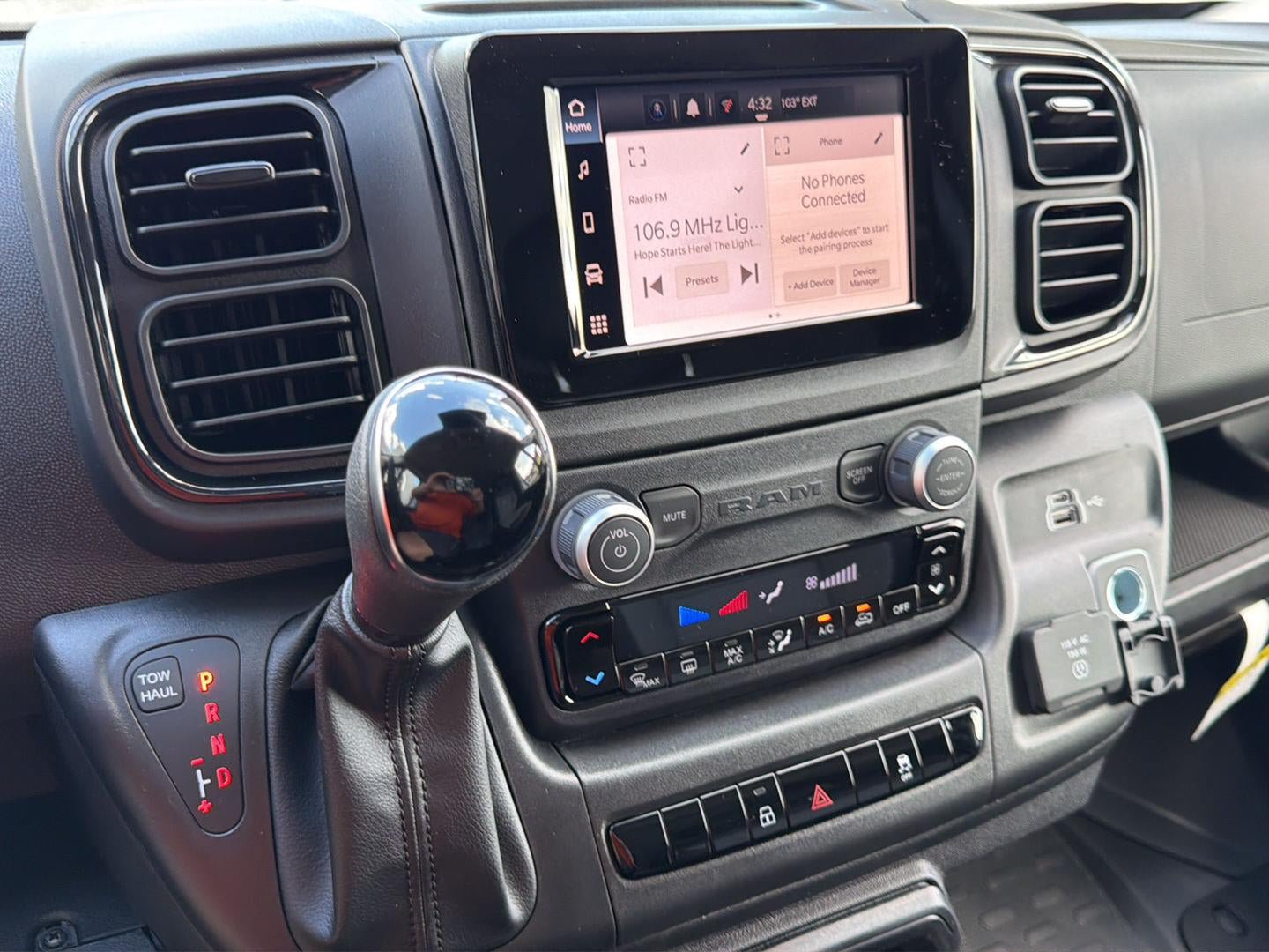 New 2026 RAM ProMaster 1500 w/ Convenience Group FWD image 18