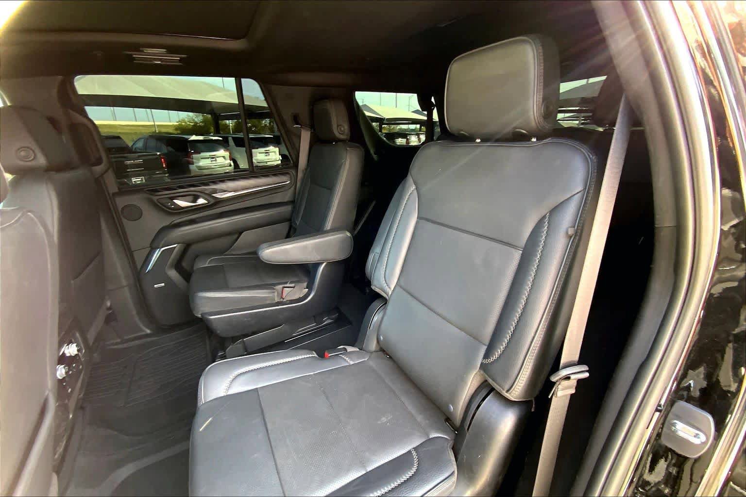 Used 2023 GMC Yukon Denali AWD/4WD image 20
