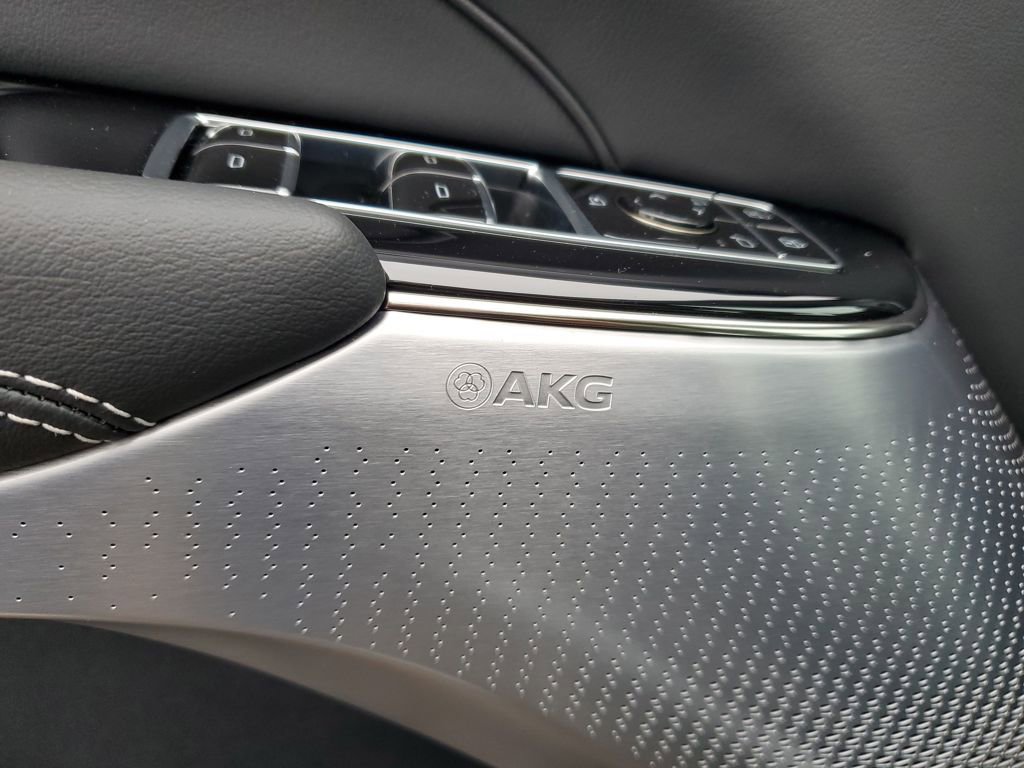 New 2026 Cadillac Lyriq Premium Sport image 24