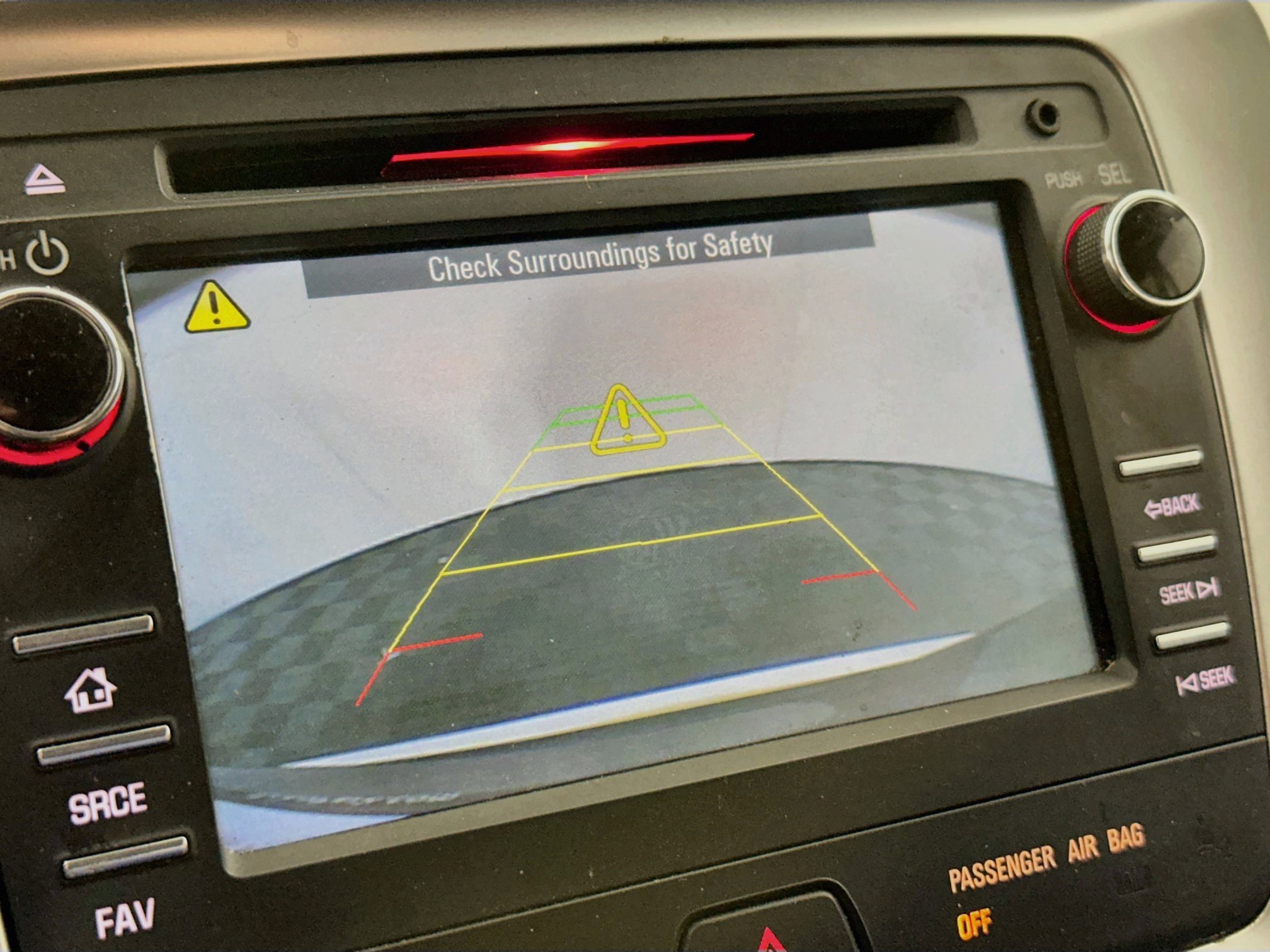 Used 2016 GMC Acadia SLE FWD image 21