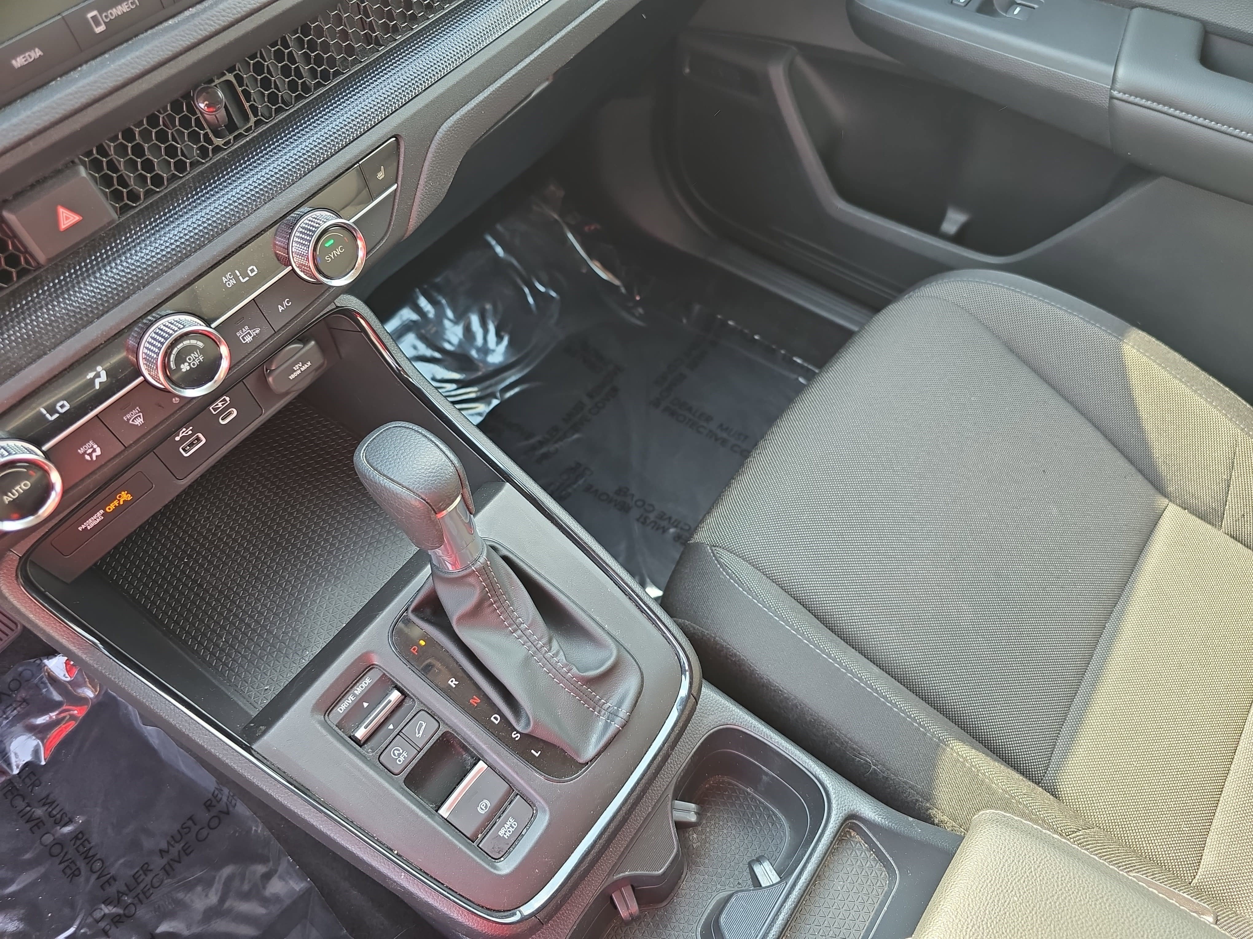 Used 2025 Honda CR-V EX image 25