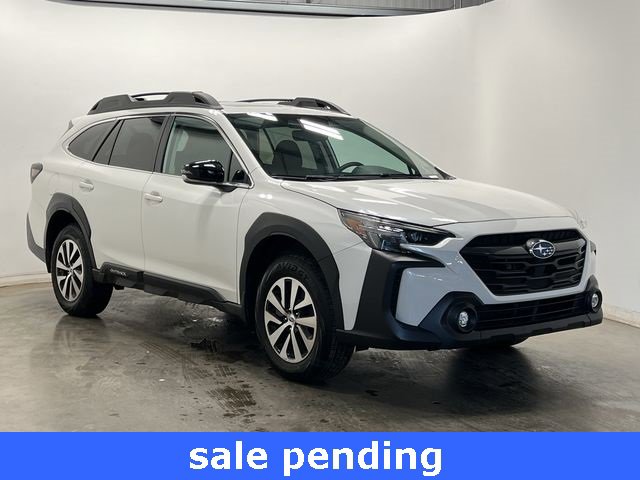 Certified 2025 Subaru Outback Premium image 30