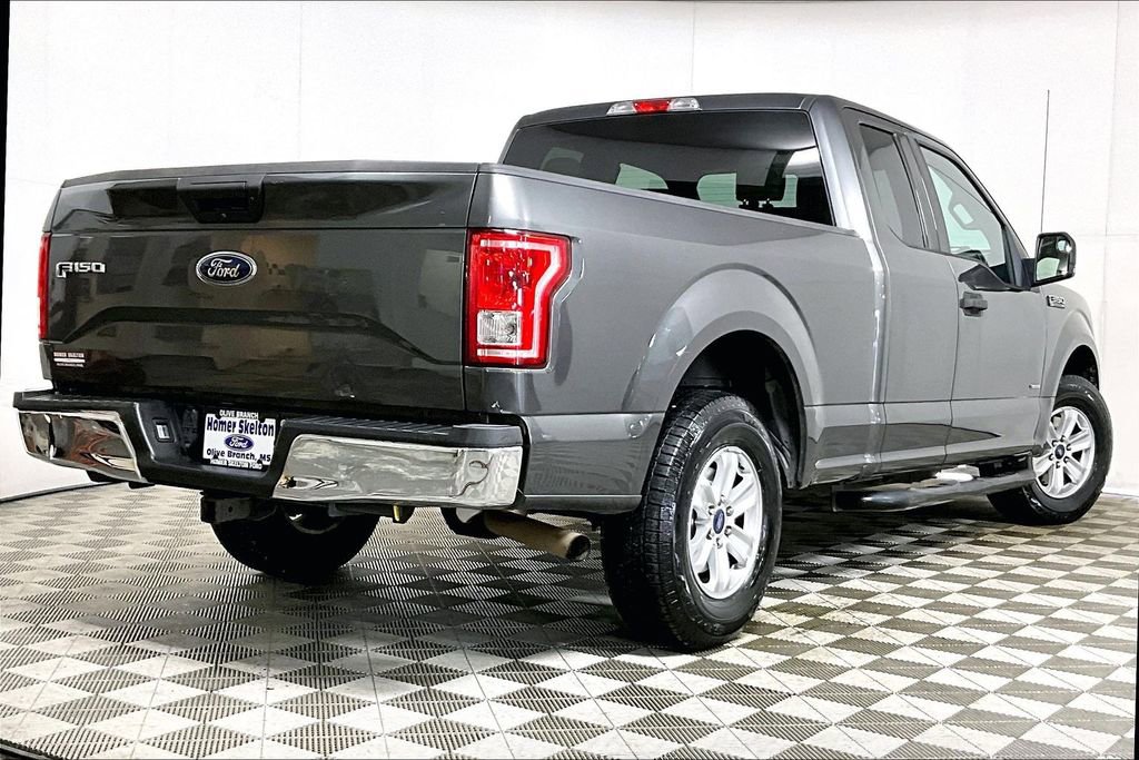 Used 2017 Ford F150 XLT w/ Equipment Group 301A Mid image 12
