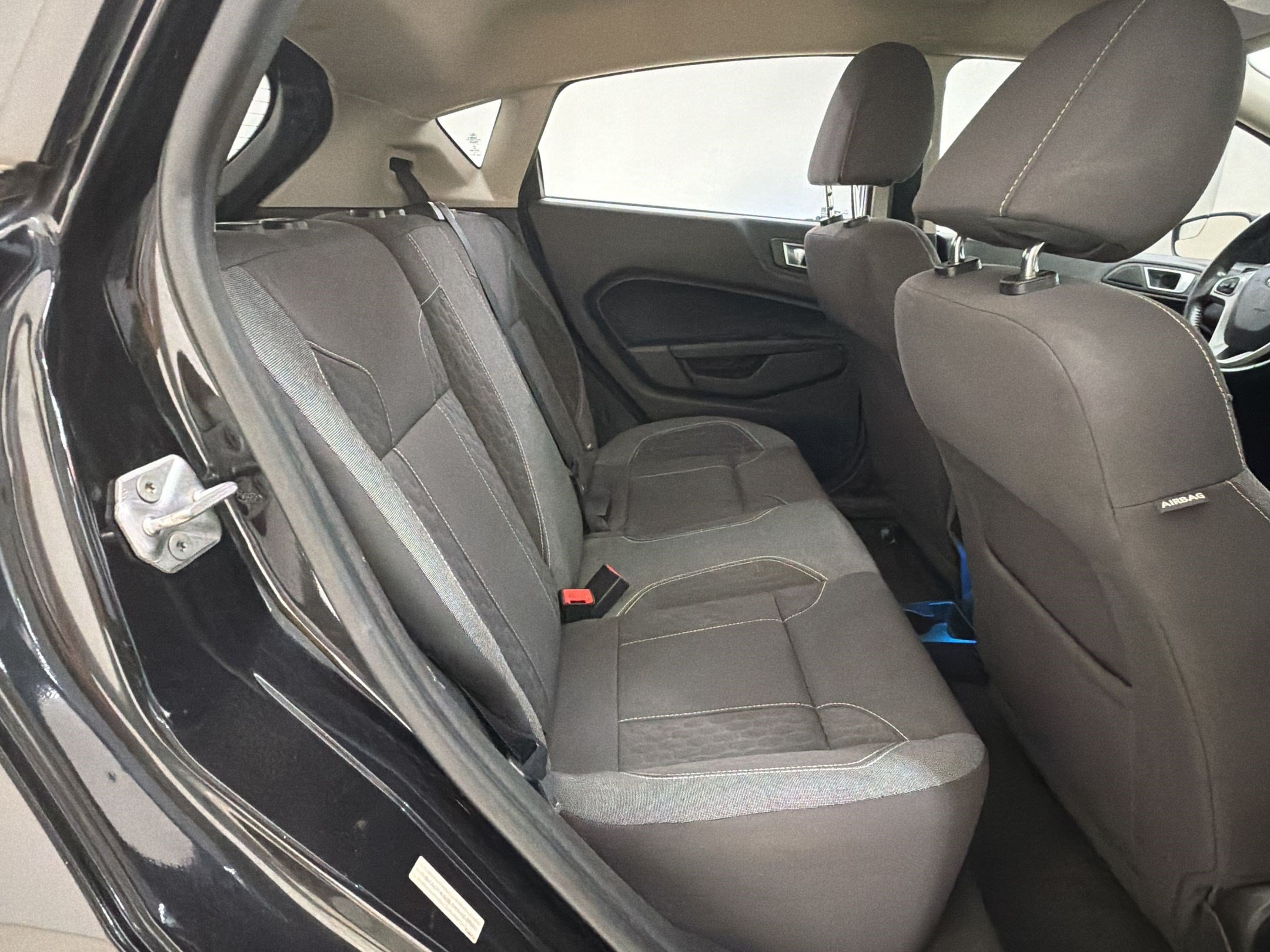 Used 2014 Ford Fiesta SE w/ Equipment Group 201A FWD image 26