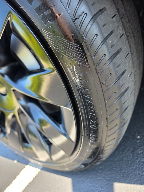 Used 2021 Tesla Model Y Long Range AWD/4WD image 12