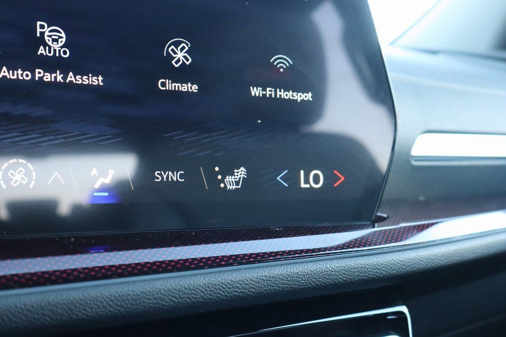 New 2026 Chevrolet Traverse Z71 w/ Enhanced Driving Package image 16