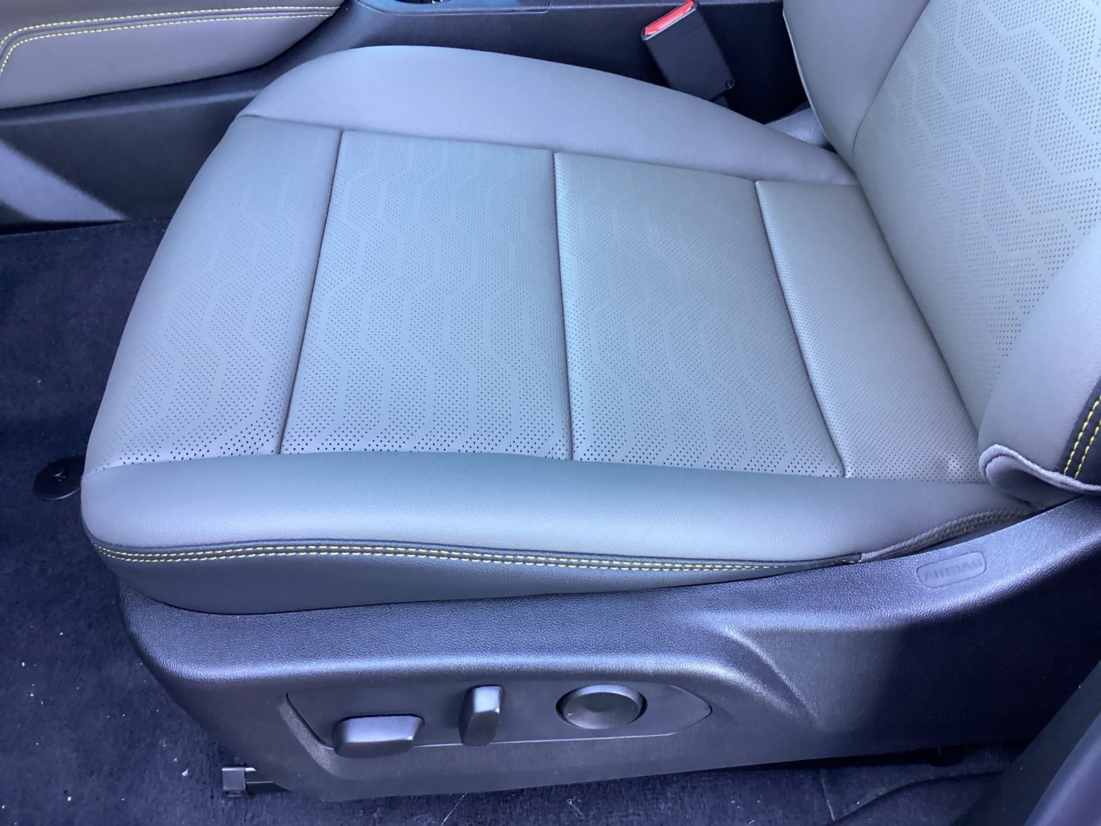 New 2026 Chevrolet Colorado ZR2 w/ ZR2 Bison Edition image 13