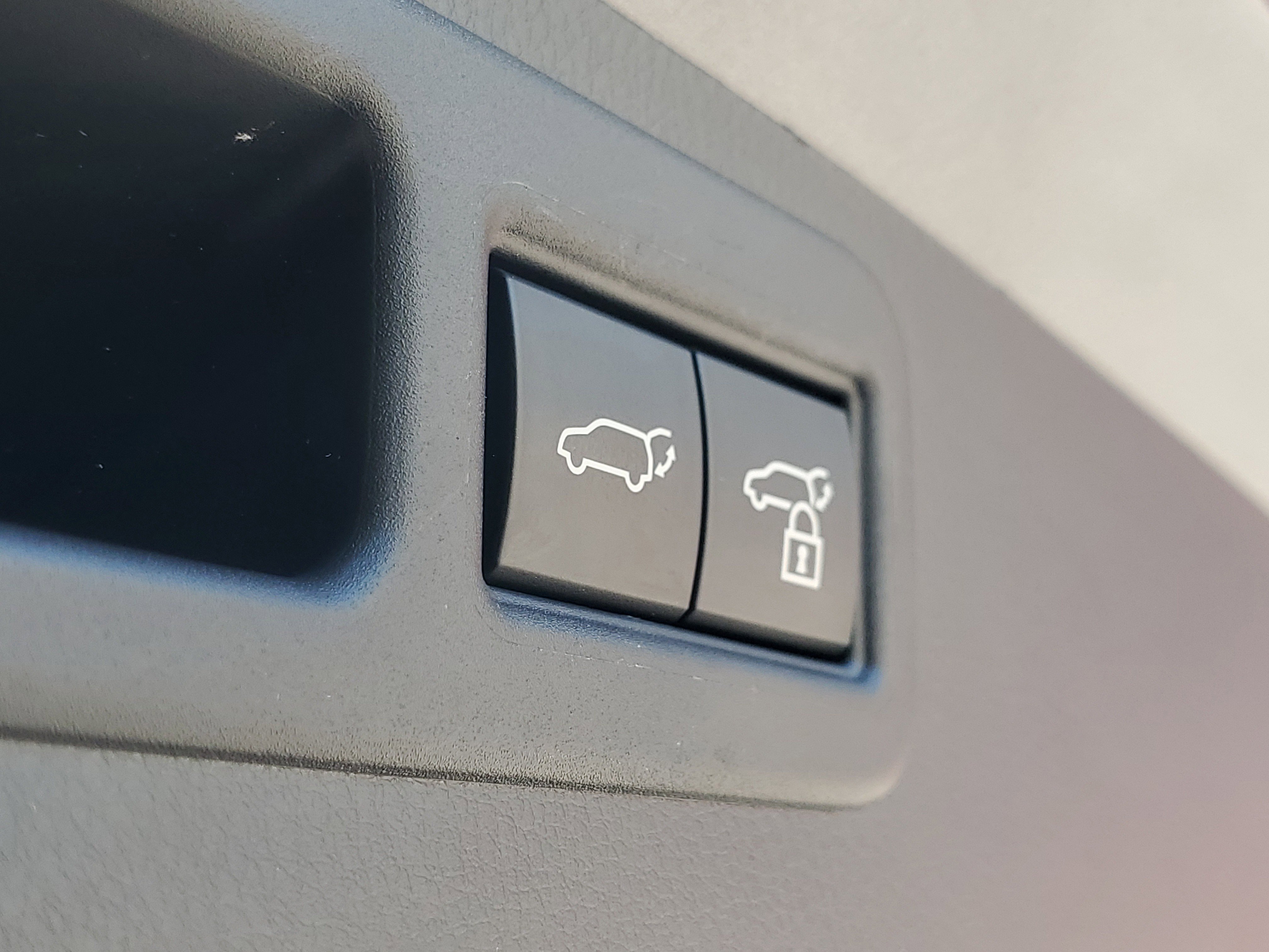 Used 2023 Lexus RX 350 Premium w/ Accessory Package (Z1) image 9