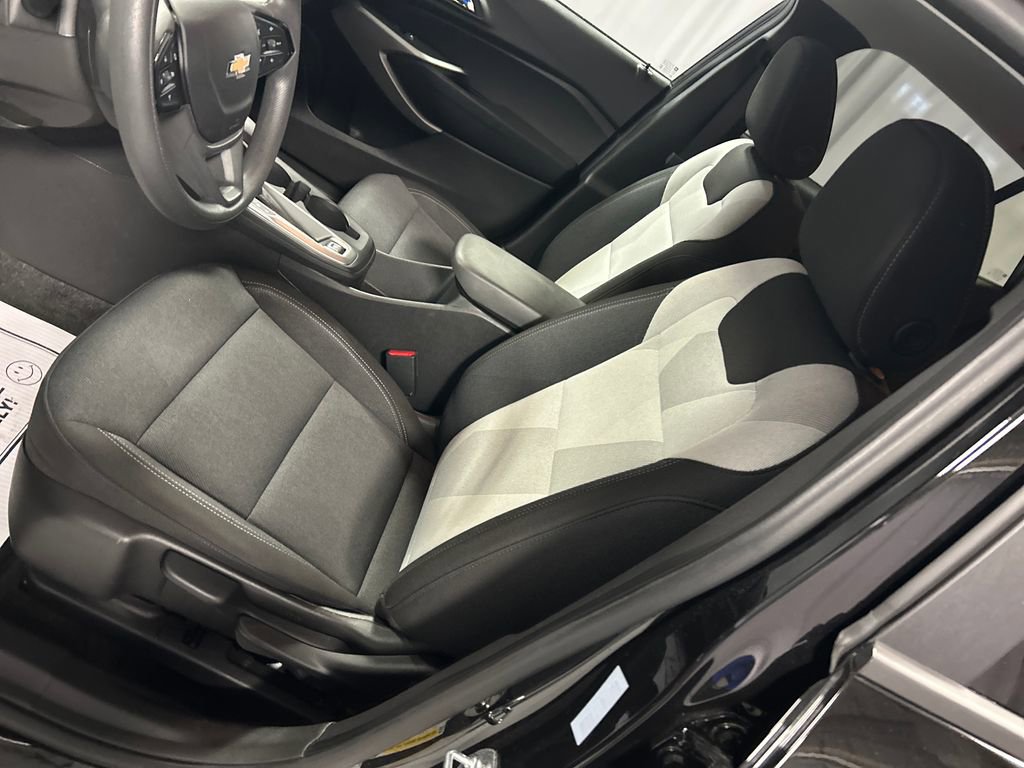 Used 2025 Chevrolet Trax LS FWD image 11