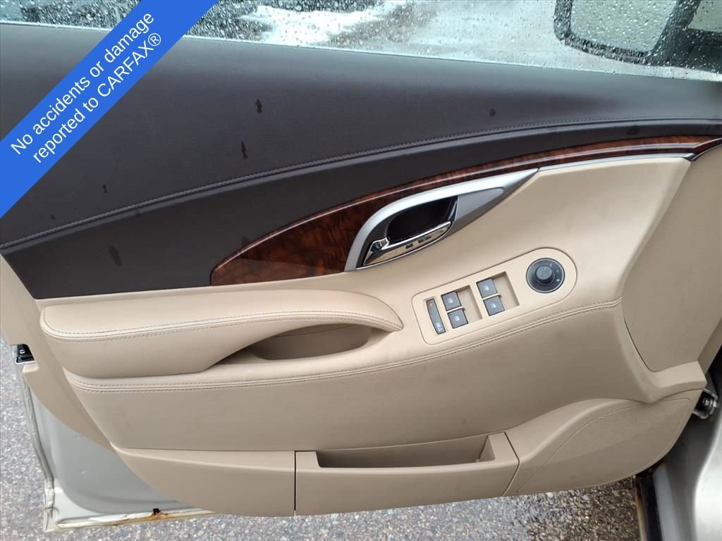 Used 2010 Buick LaCrosse CXL image 13