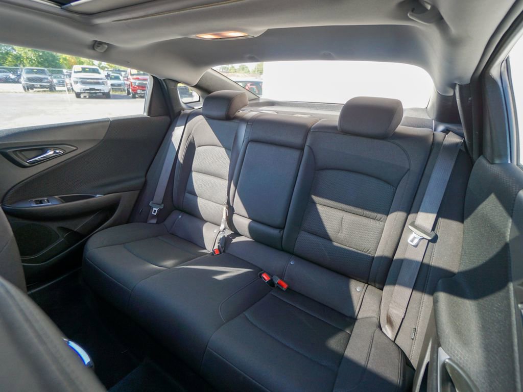 Used 2023 Chevrolet Malibu LT image 31