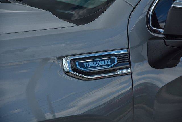 New 2025 GMC Sierra 1500 SLE w/ Preferred Package image 6