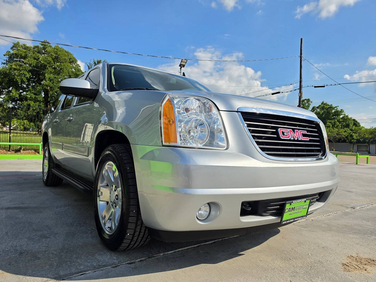 Used 2014 GMC Yukon XL SLT w/ SLT-2 Equipment Package RWD image 4