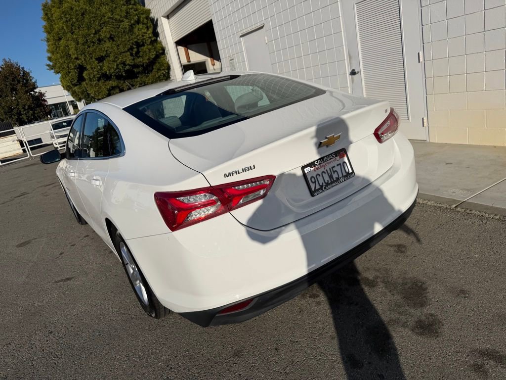 Used 2022 Chevrolet Malibu LT image 4