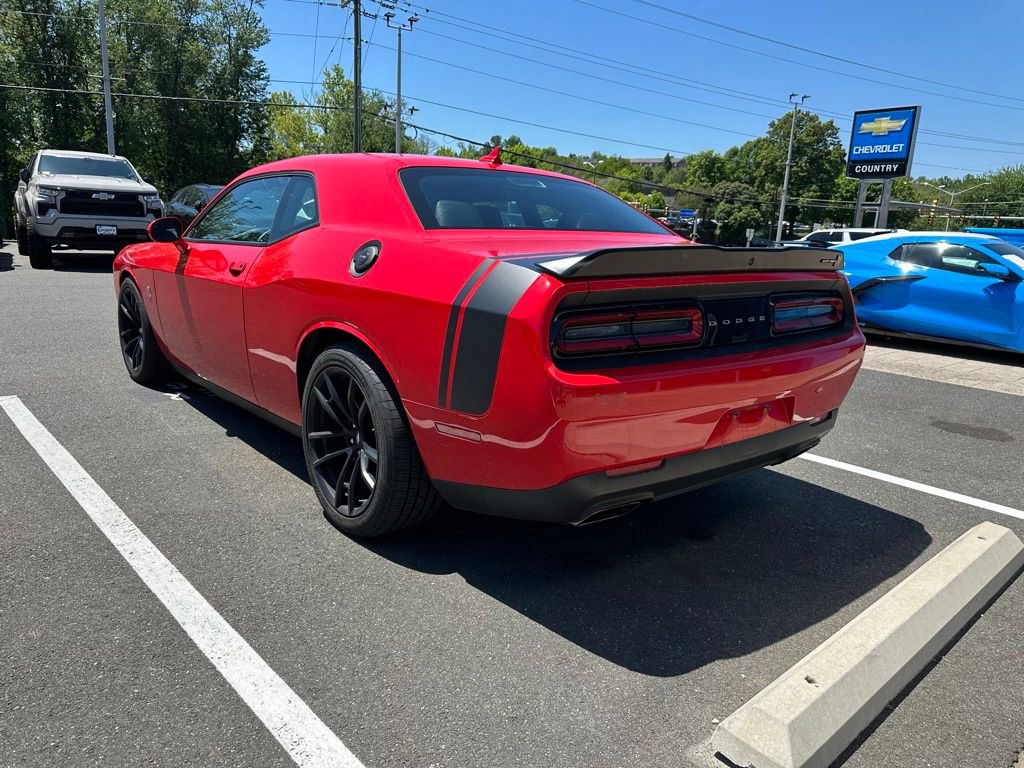 Used 2022 Dodge Challenger R/T Scat Pack w/ Dynamics Package RWD image 4