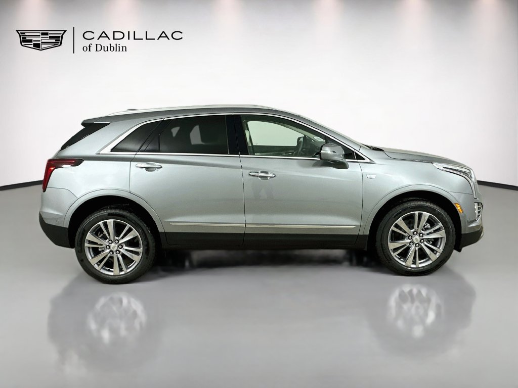 New 2026 Cadillac XT5 Premium Luxury w/ LPO, Floor Liner Package AWD/4WD image 4
