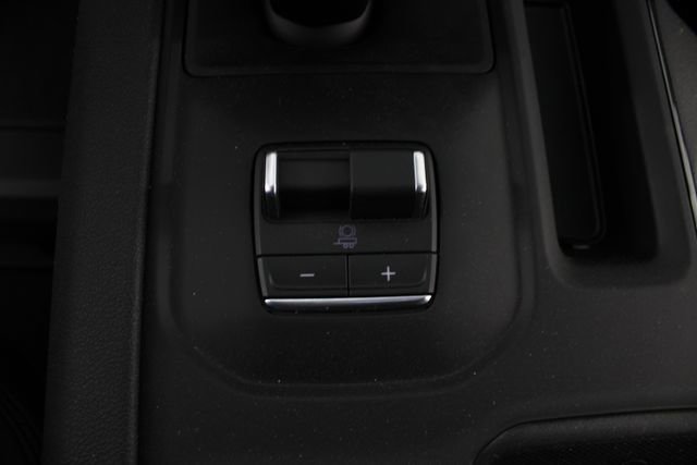 New 2026 GMC Sierra 1500 AT4 AWD/4WD image 9