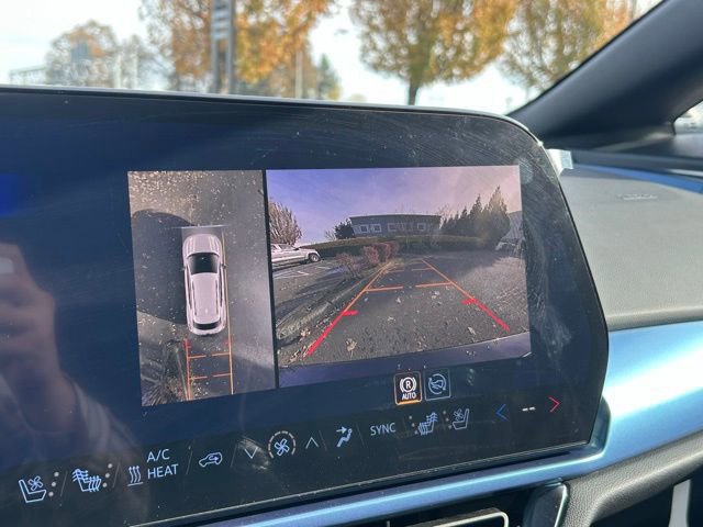 New 2026 Chevrolet Equinox EV LT w/ Convenience Package II image 34