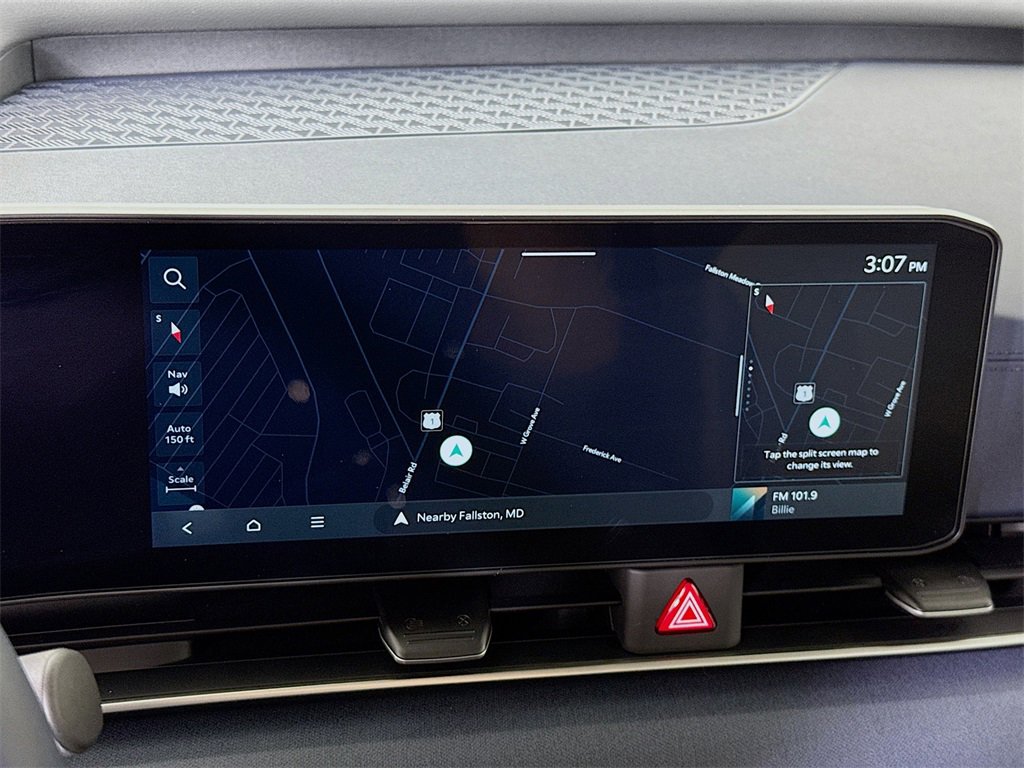 Used 2026 Kia Carnival EX image 8