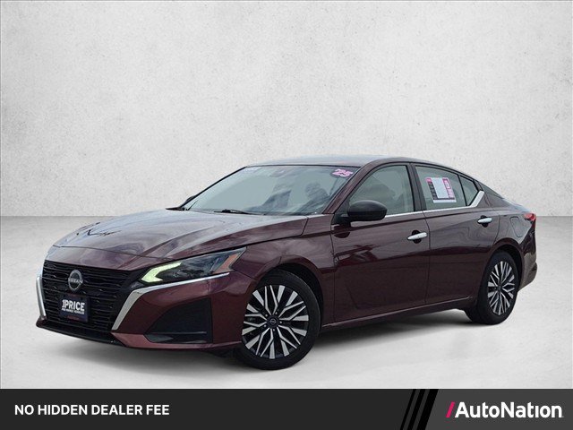 Used 2025 Nissan Altima 2.5 SV